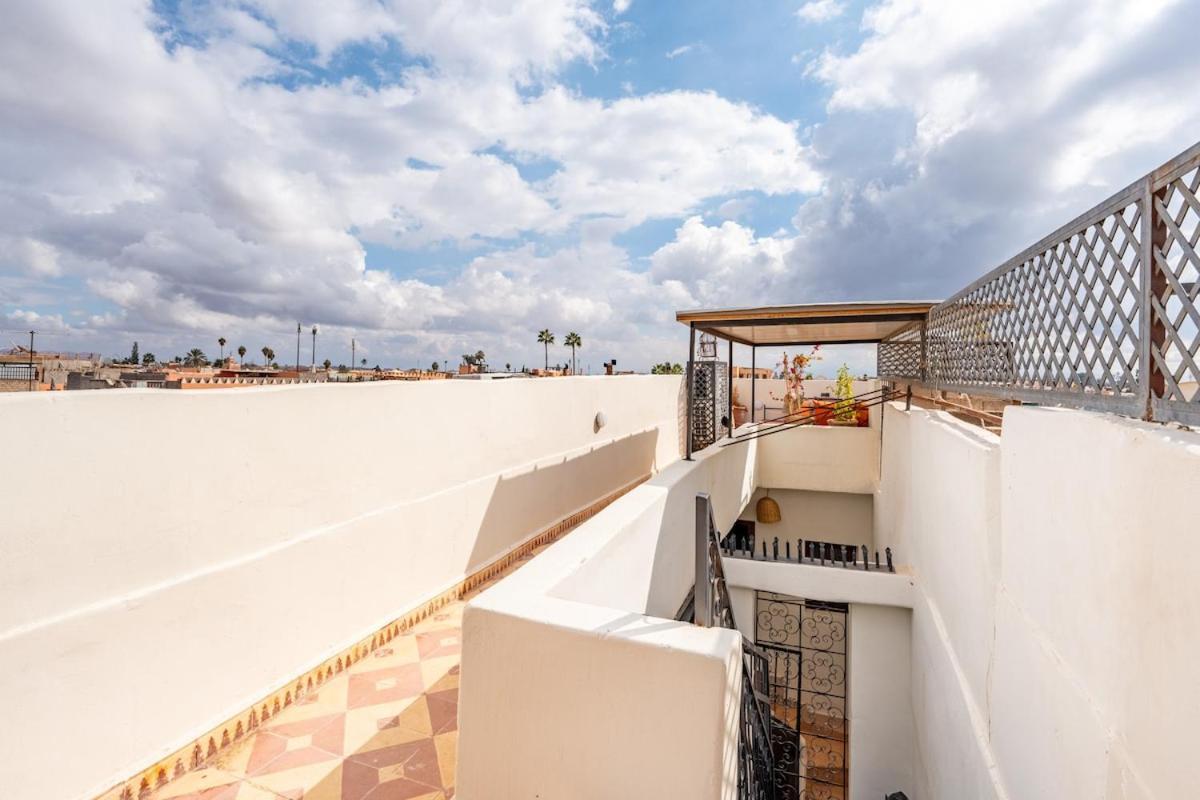 3 - Petit Dejeuner Gratuit - Position Vakantiehuis *